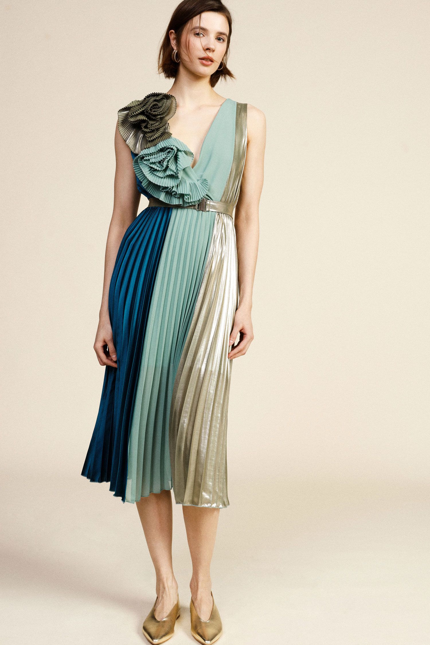 abiti-cerimonia-mamma-sposa-plisse