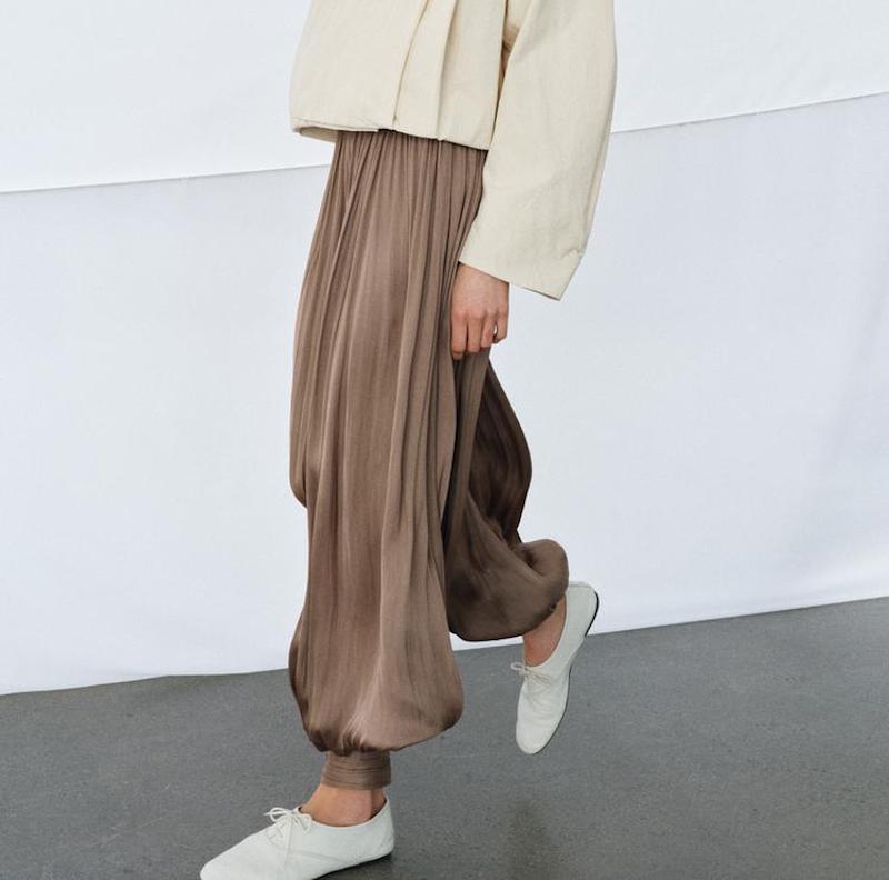 novità-zara-primavera-2026-pantalone-largo