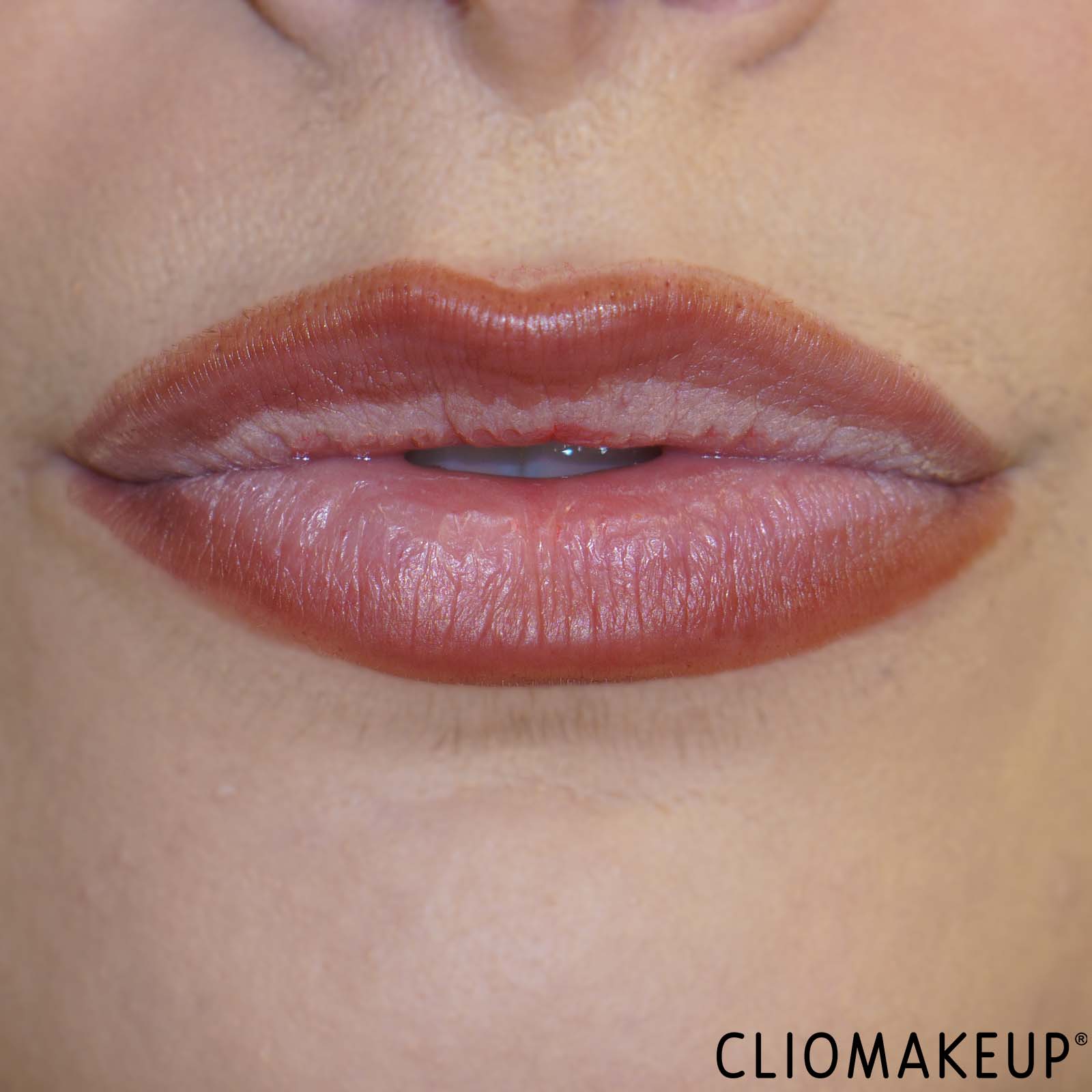 recensione-pennarello-labbra-sephora-collection-marrone