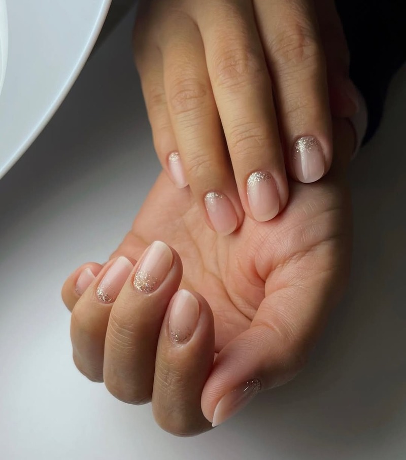 smalto-oro-glitter-nude