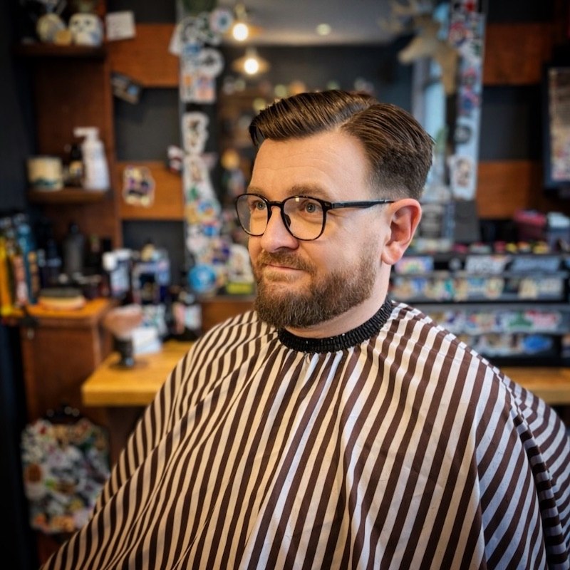 tagli-capelli-corti-uomo-clean-taper