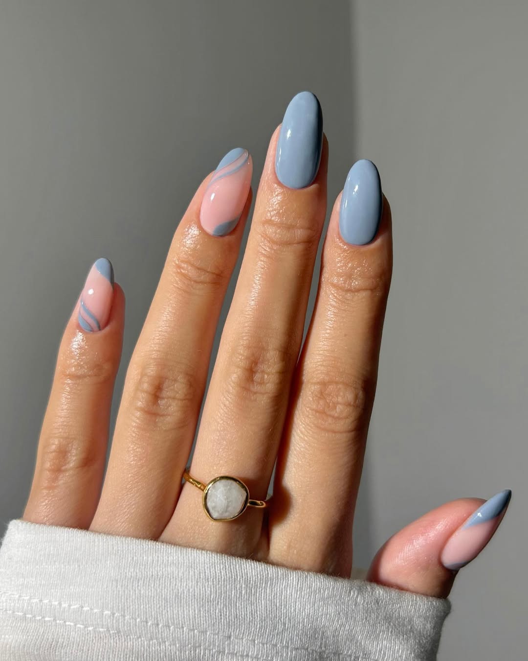unghie-febbraio-azzurro