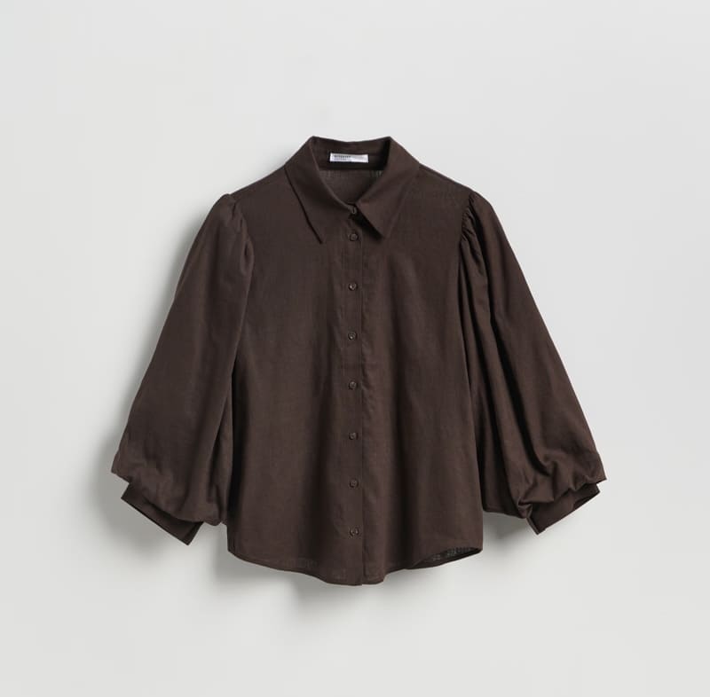 camicia-di-lino-marrone-reserved-morbida