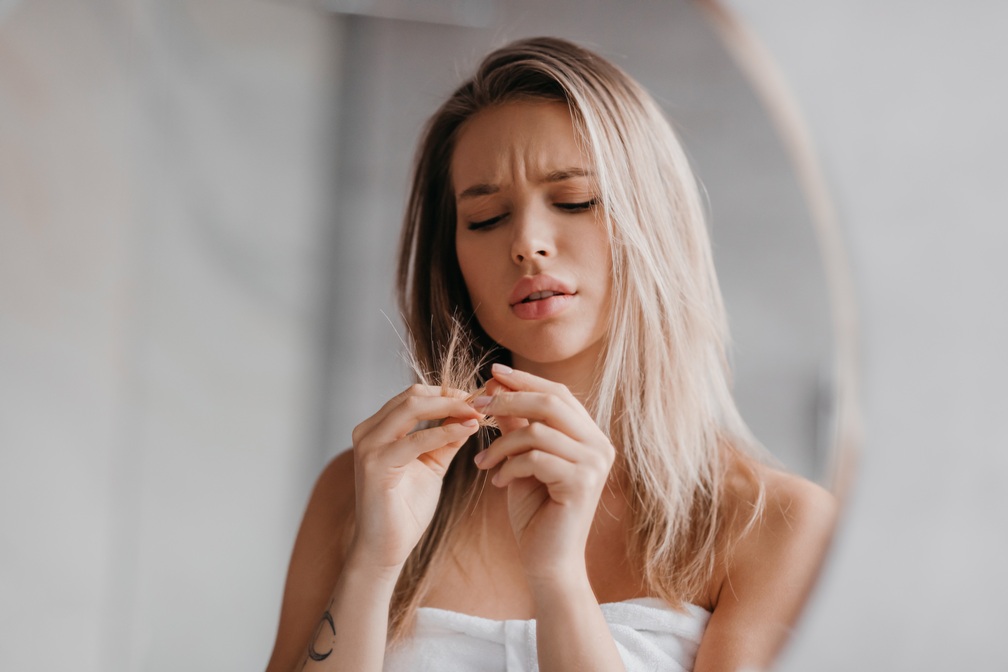 come-idratare-capelli-biondi