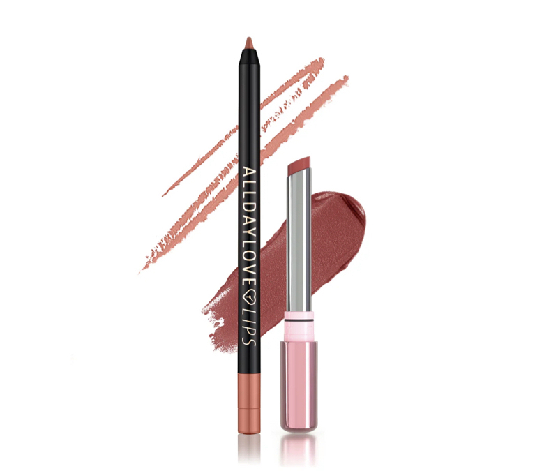 contouring-labbra-matita-rossetto