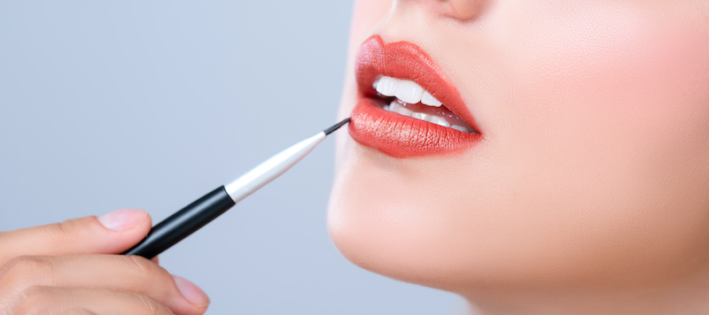 contouring-labbra-pennellino-labbra