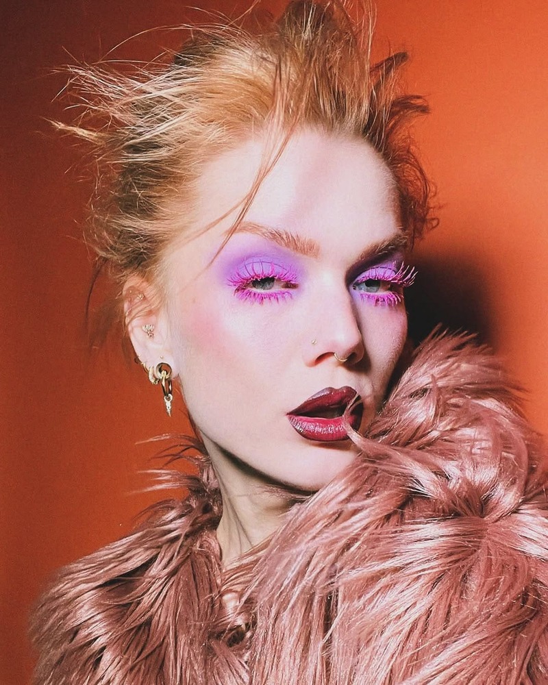 make-up-eccentrico-mascara-rosso