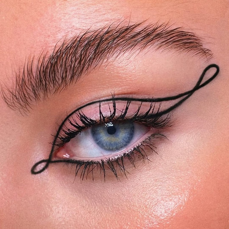make-up-eccentrico-occhi-eyeliner