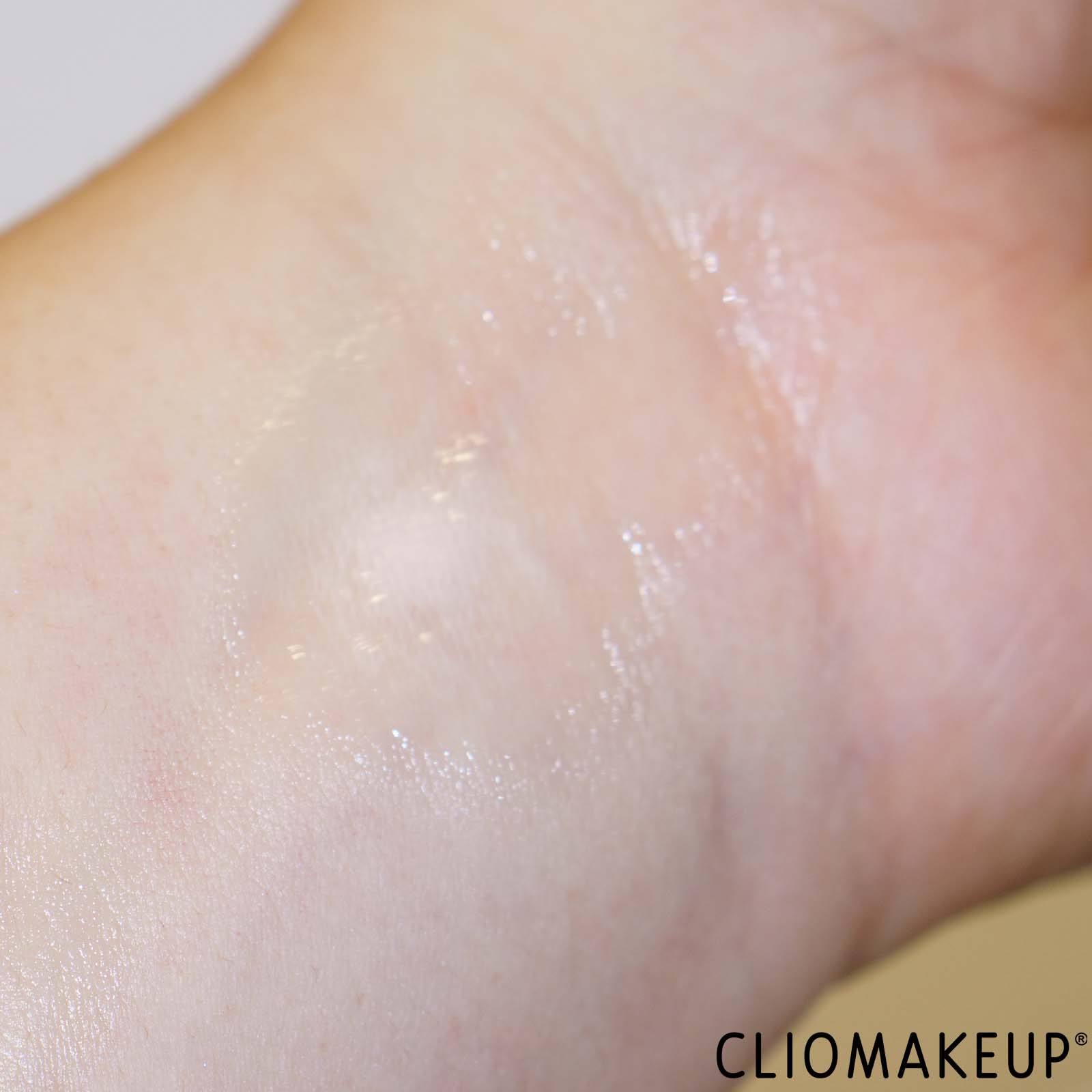 recensione-shampoo-secco-bionike-swatch