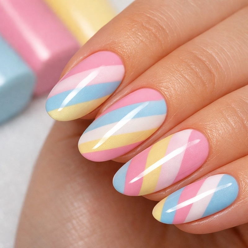 striped-nails-pastello