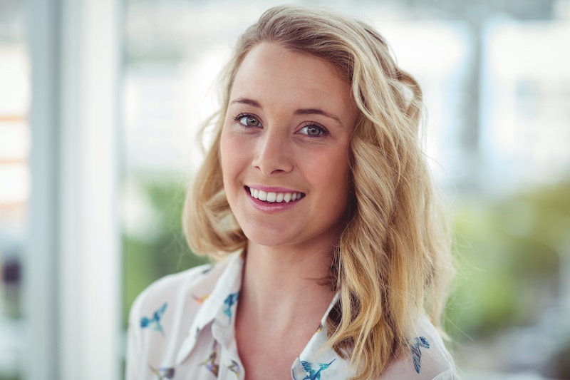 regola-taglio-capelli-medi