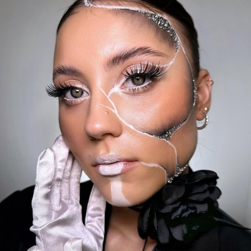 tutorial-trucco-avanguardia-bianco-nero