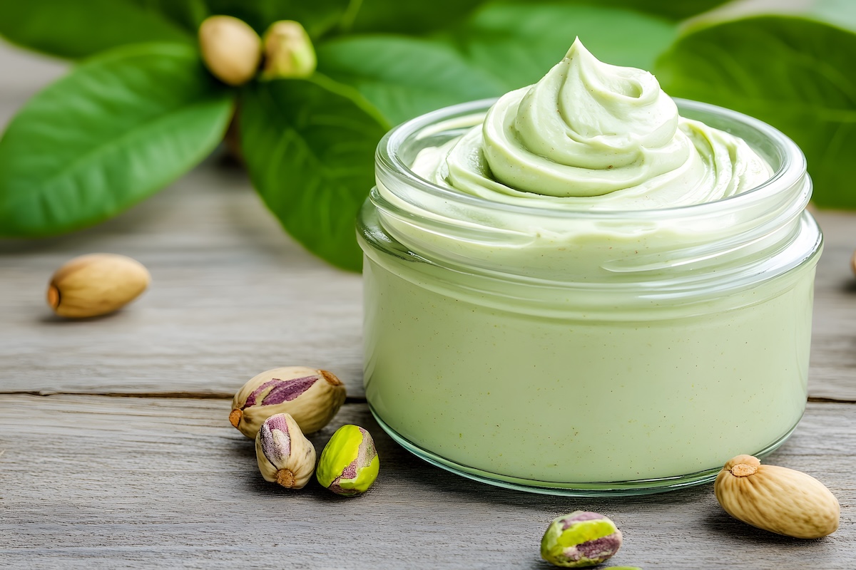 cliomakeup-creme-corpo-pistacchio-cover