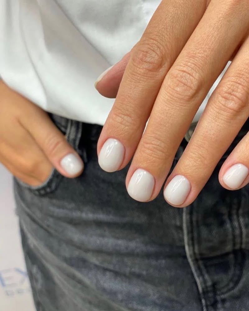 coconut-milk-nails-corte