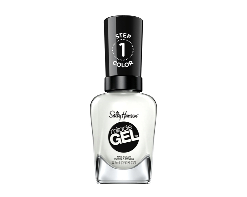 coconut-milk-nails-gel