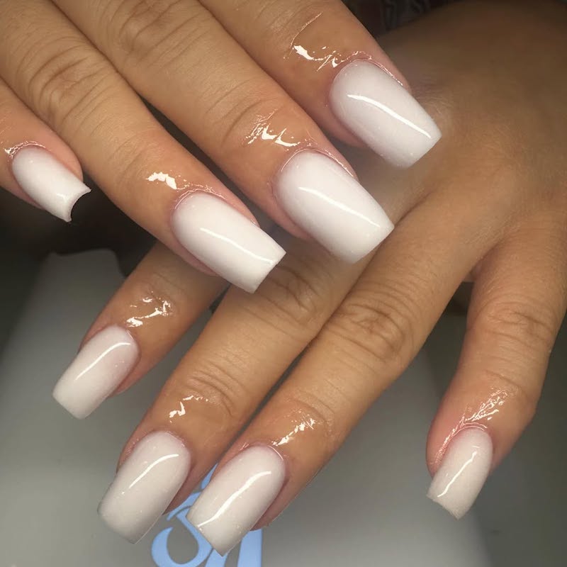 coconut-milk-nails-quadrate
