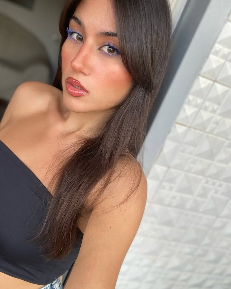 mascara-blu-ciglia