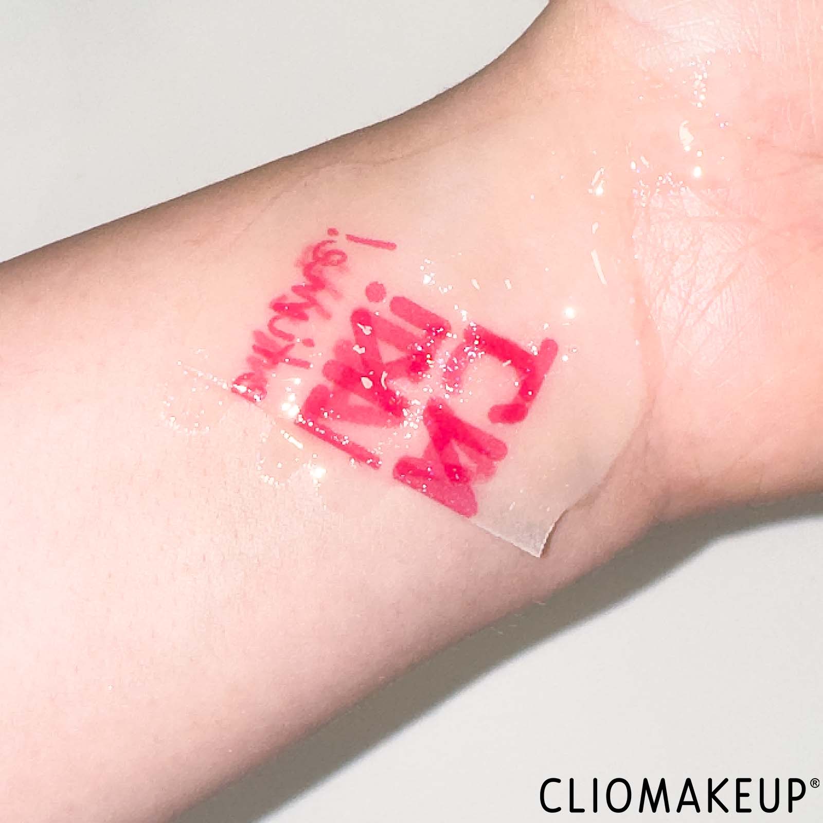 recensione-maschera-labbra-essence-swatch