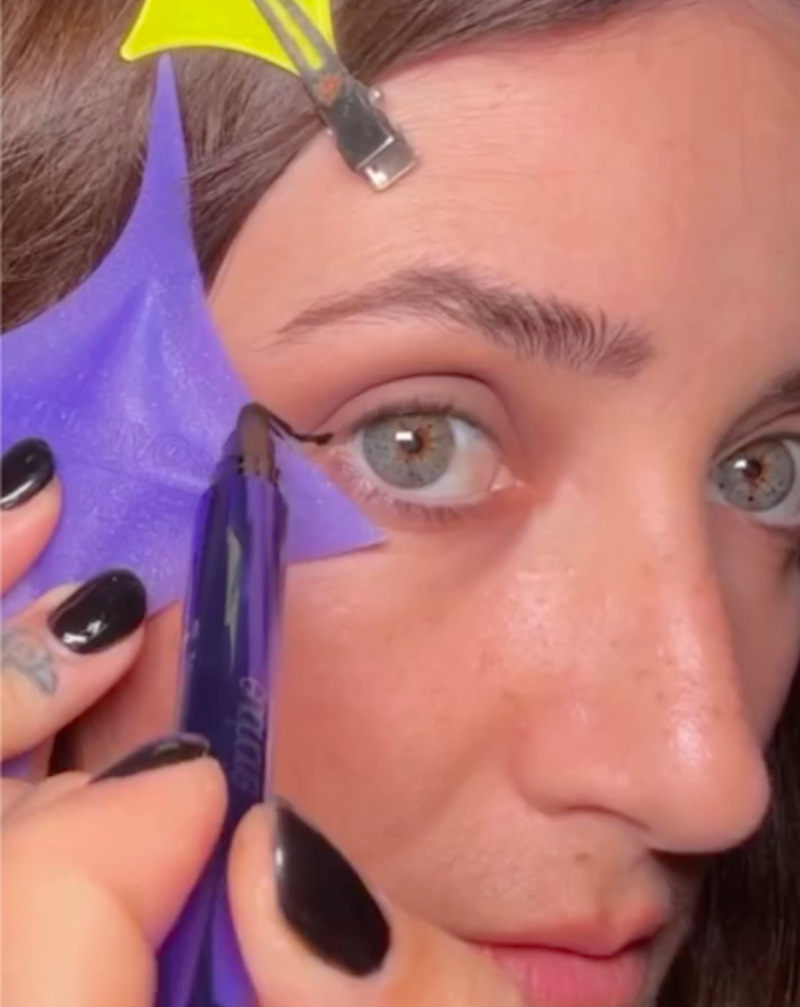 revenge-eyeliner-tecnica