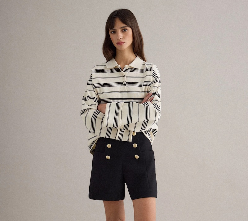 capi-con-bottoni-gioiello-shorts
