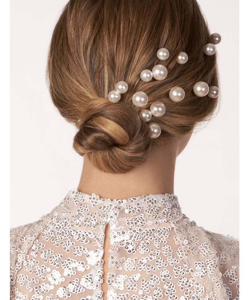 acconciature-con-perline-chignon-basso