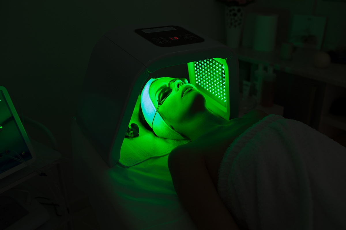 green-light-therapy-copertina 