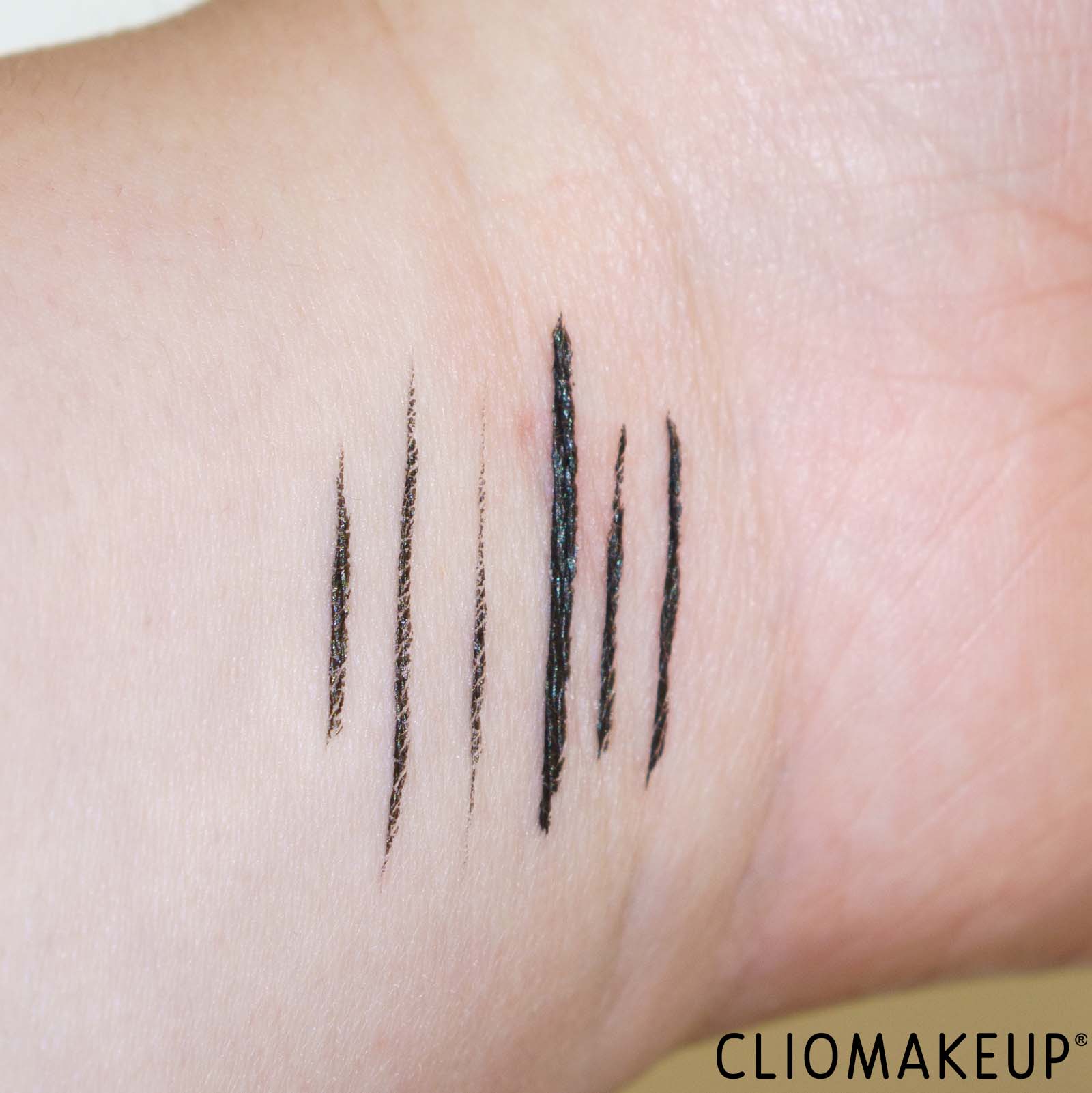 recensione-eyeliner-loreal-paris-superliner-perfect-slim-swatch