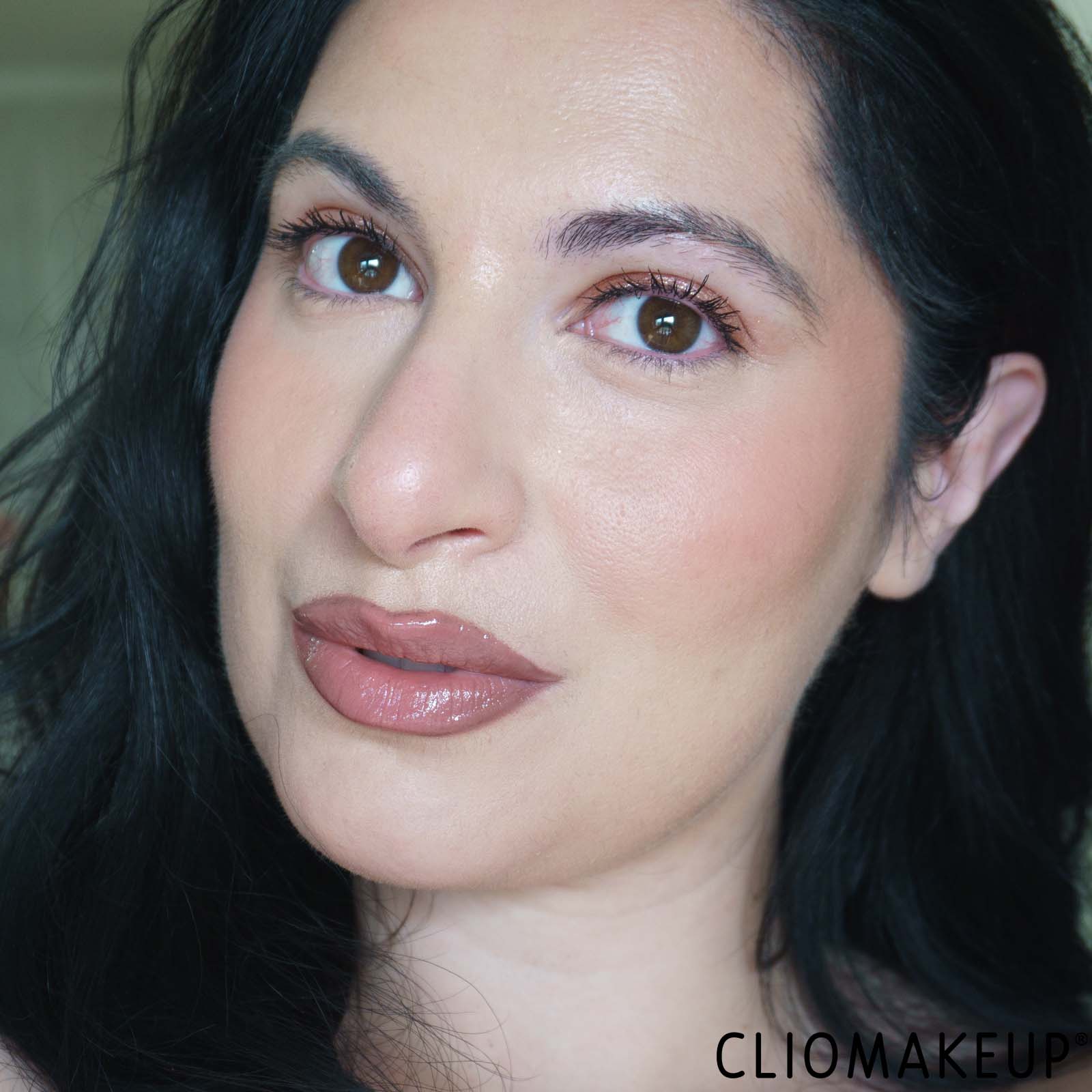 recensione-spray-nyx-glue-prima