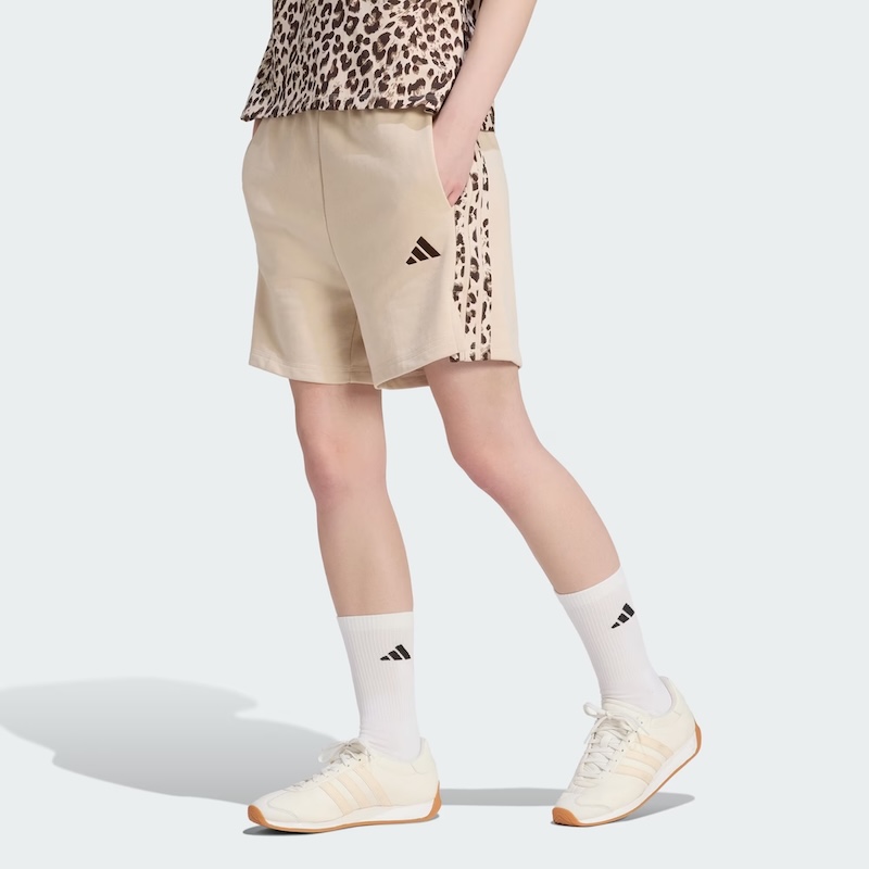 cliomakeup-shorts-adidas-animal-print