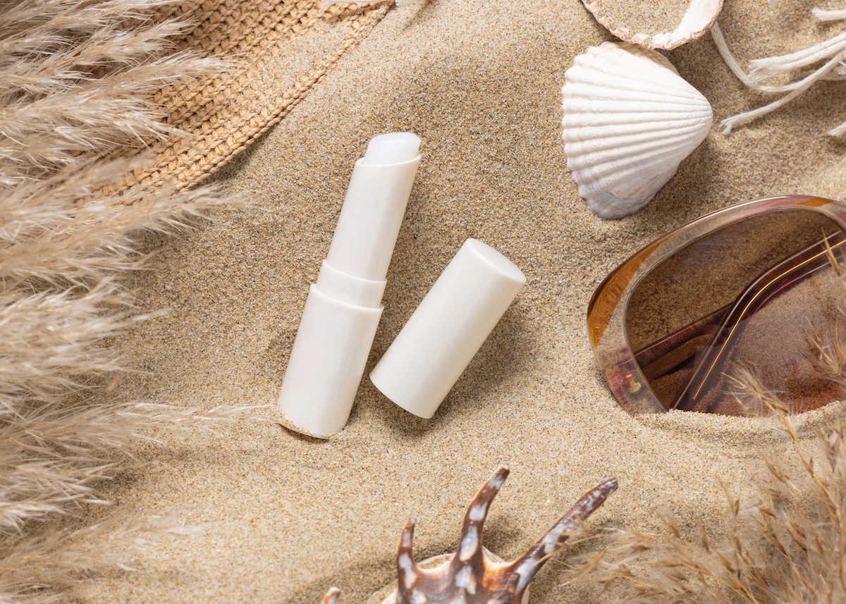 cliomakeup-stick-labbra-protezione-solare-amazon-cover
