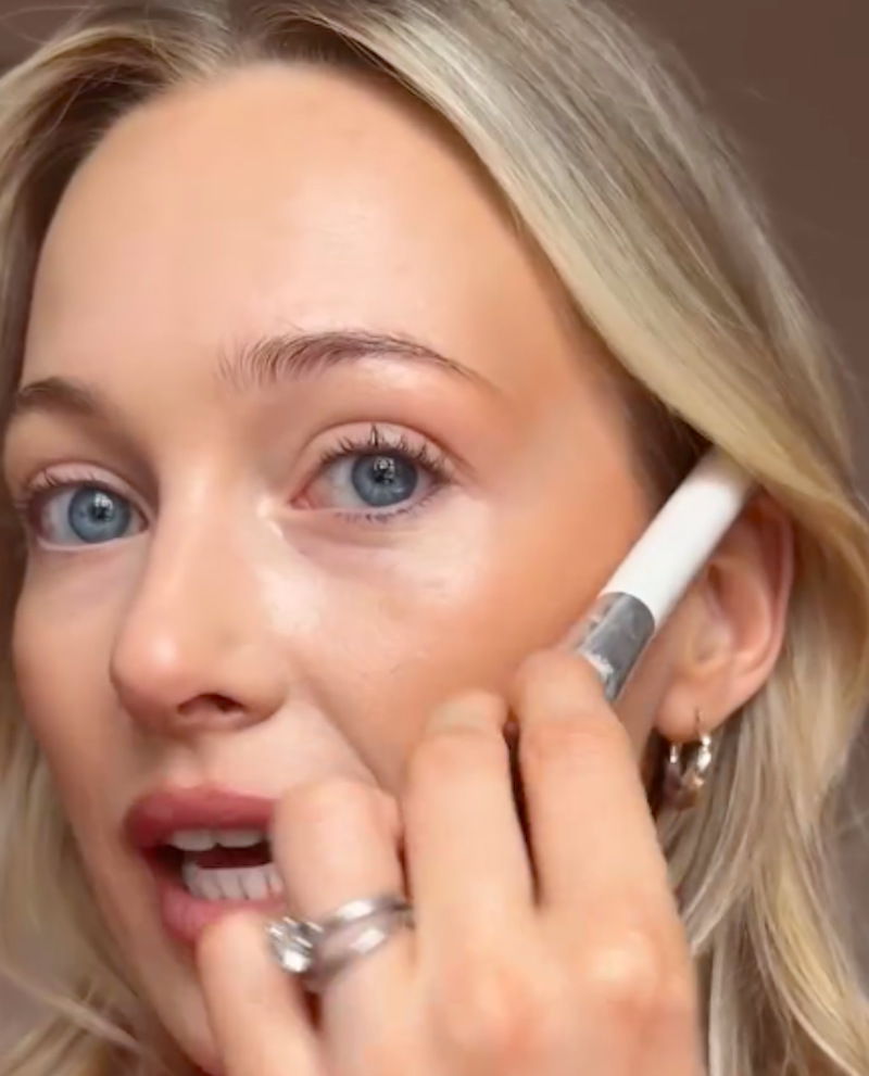 come-applicare-bronzer-effetto-lifting-diagonale