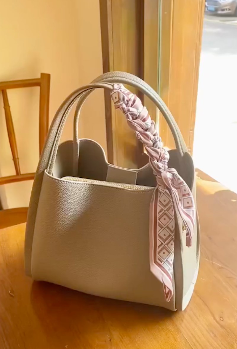 foulard-sulla-borsa-treccia-manico
