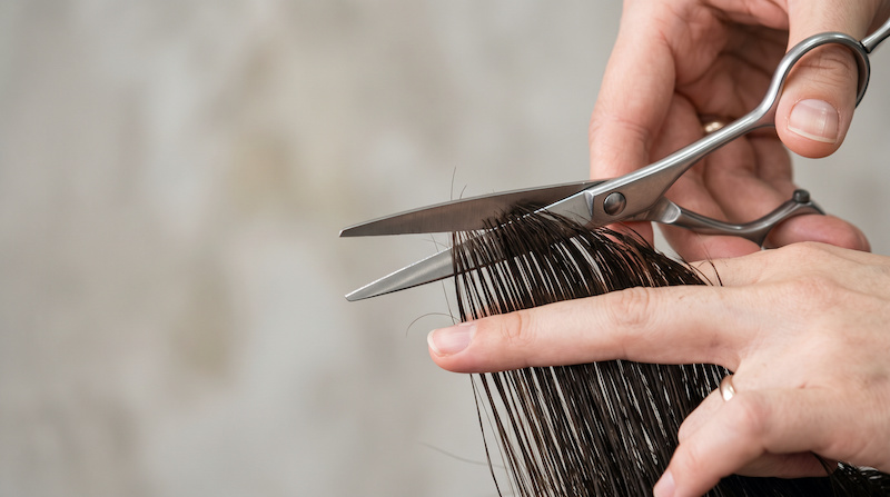 taglio-capelli-post-estate-spuntare