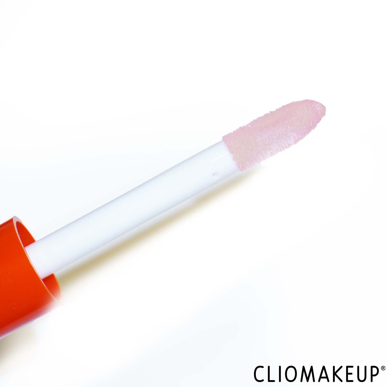 recensione-gloss-rimmel-thrill-seeker-glassy-gloss-close-up